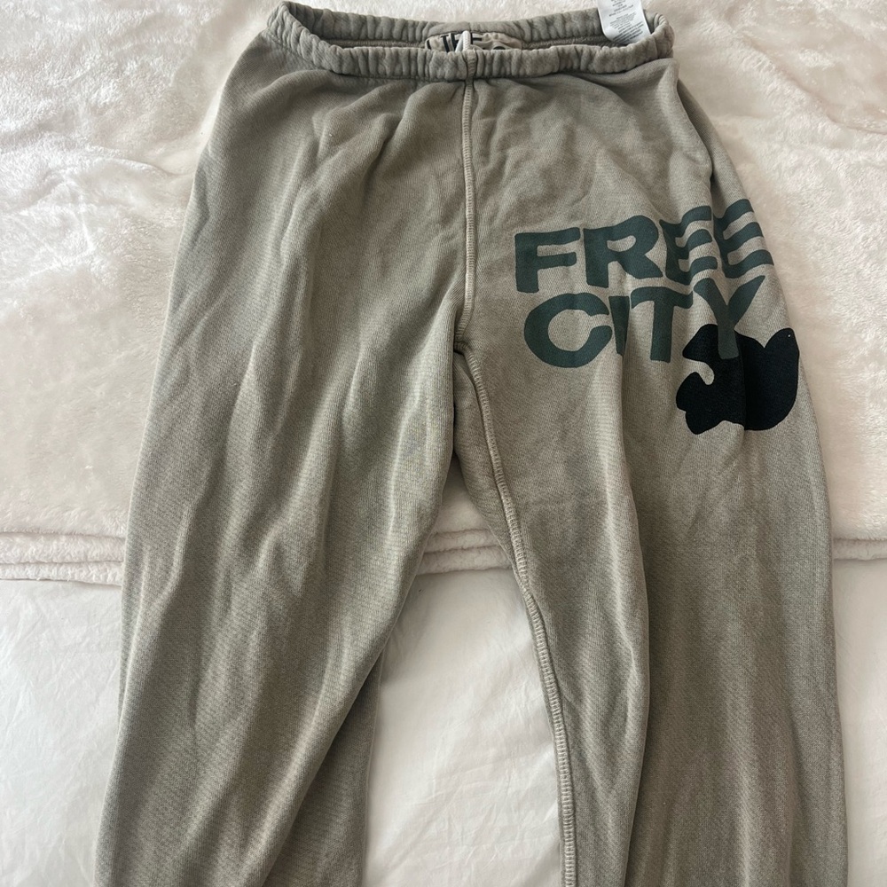 freecity Joggers - Gray/Green